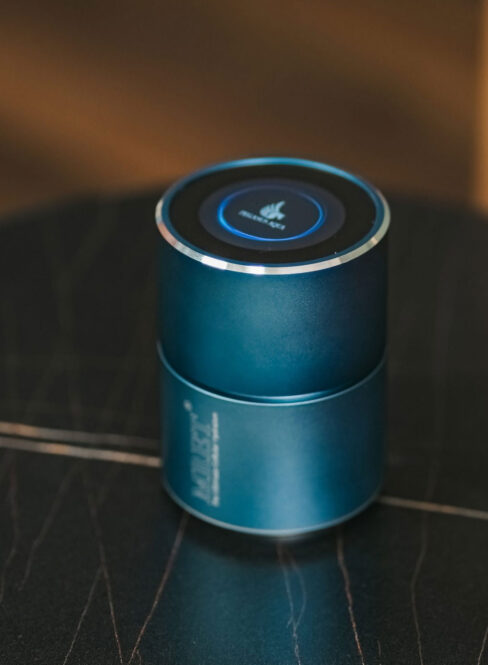 blue-004 blue-004